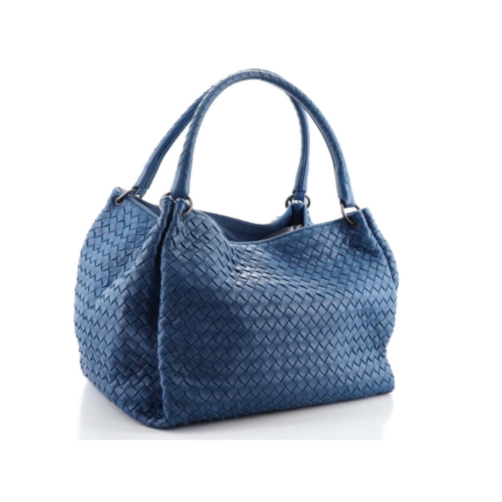 Authentic Bottega Veneta Large Intreciatto Nappa Parachute Bag